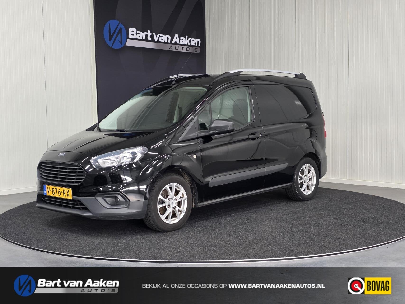 Ford Transit Courier 1.5 TDCI Trend Apple/Android Trekhaak, Stof, Gebruikt, 4 cilinders, Verwarmde buitenspiegels