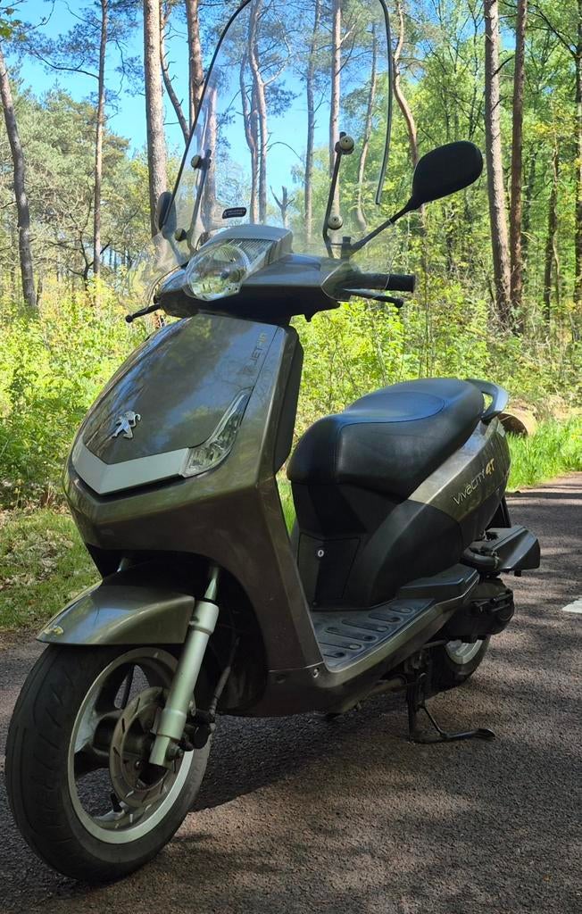 New Vivacity Snorscooter ALLE INRUIL MOGELIJK, Ophalen, Zo goed als nieuw, Benzine, Vivacity