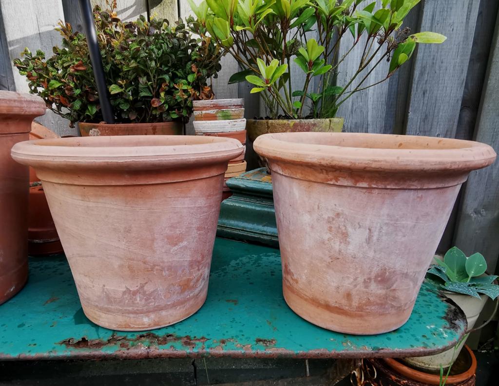Italiaanse terracotta potten zware kwaliteit 23,5/19h Miekje, Ophalen, ., Rond, Zo goed als nieuw