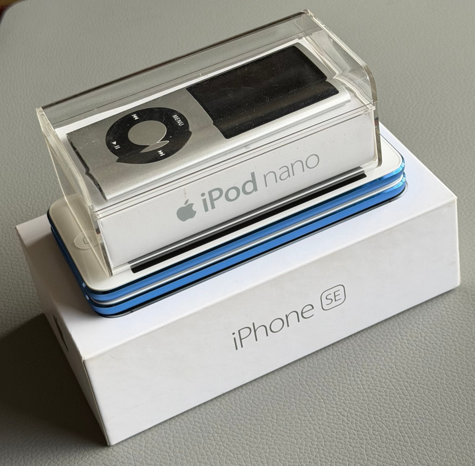 Partij 4 stuks apple iphone/ipod nano/ipod touch ICLOUD LOCK, Verzenden, Zo goed als nieuw, Nano, Zilver