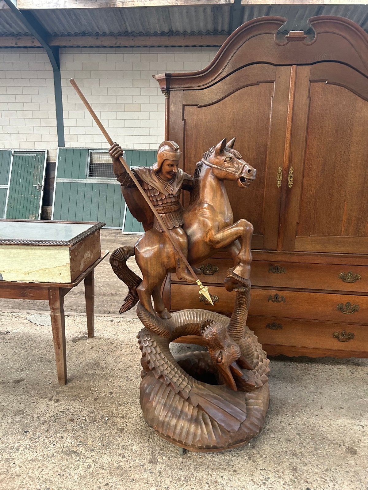 Groot houten beeld: Sint Joris en de Draak, Ophalen of Verzenden, Handgemaakt, 1 meter - 2 meter, Beeld