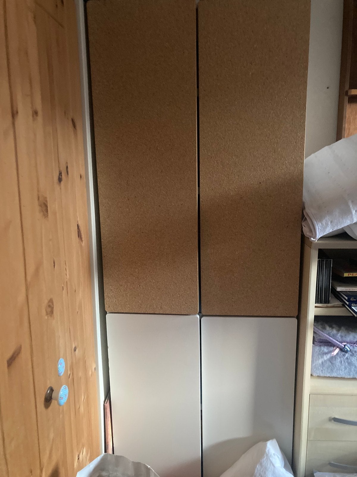 IKEA kledingkast/ boekenkast met kurk deuren, Ophalen, Met deur(en), 50 tot 100 cm, Zo goed als nieuw
