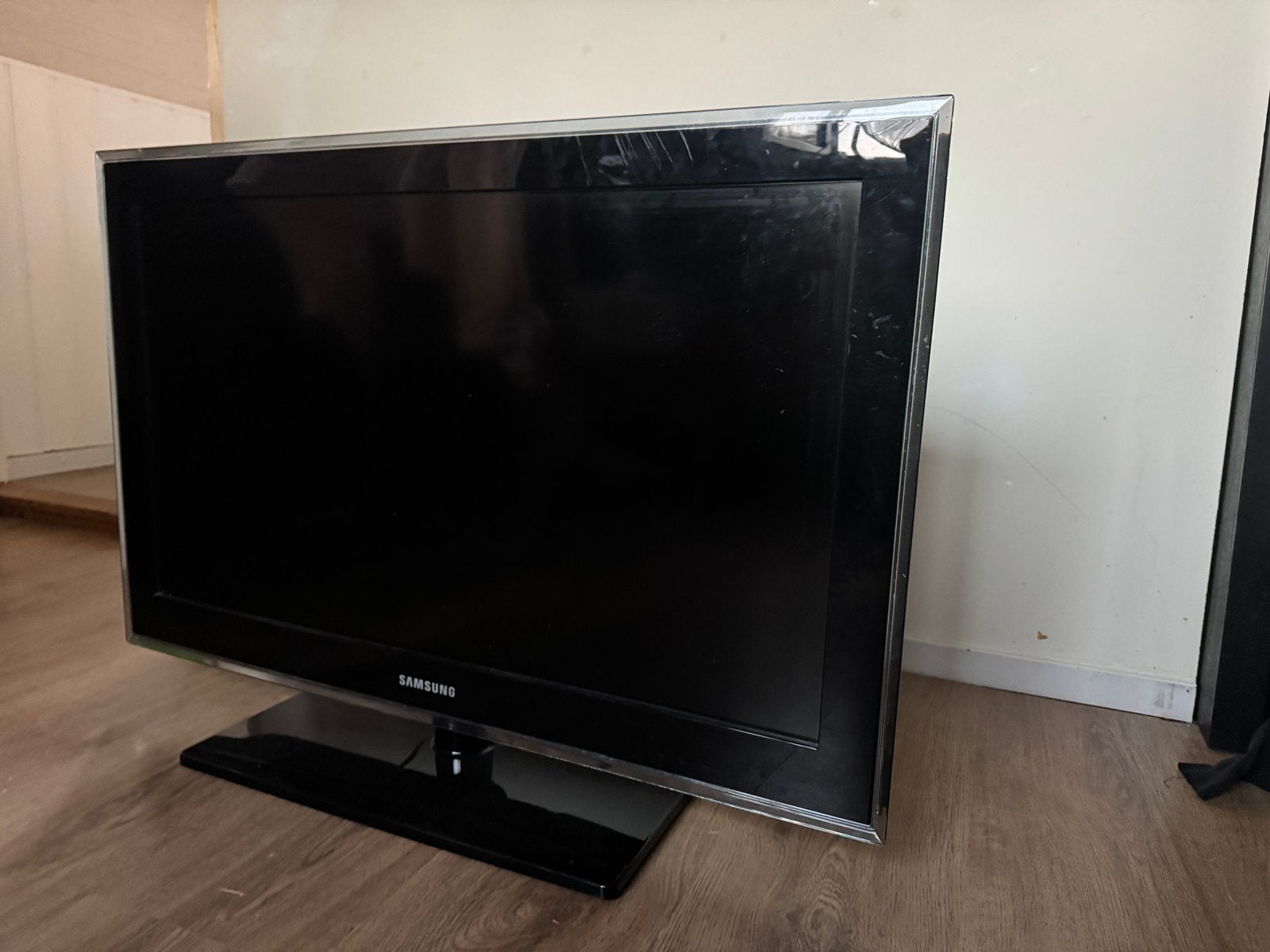 Leuke 32 inch Samsung TV (Full HD), Ophalen, Gebruikt, 50 Hz, 80 tot 100 cm