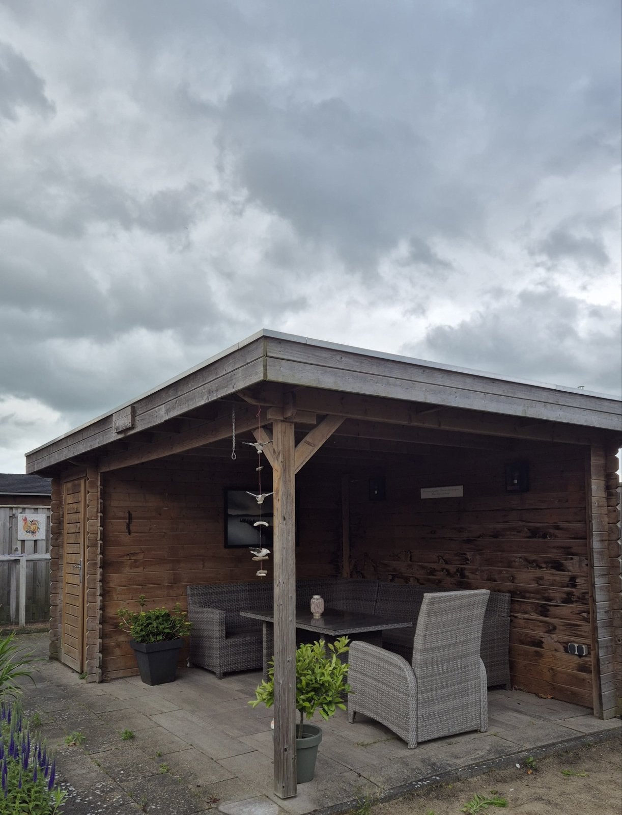 Mooie overkapping met schuur - Zelf demonteren, Ophalen of Verzenden, Gebruikt, Hout, Overige typen