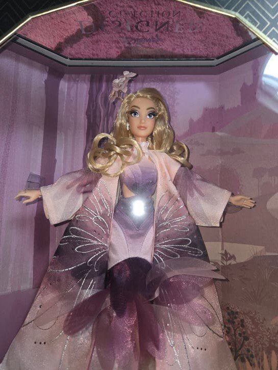 Disney Designer Briar Rose Ultimate Princess Limited Doll, Ophalen of Verzenden, Nieuw, Pop