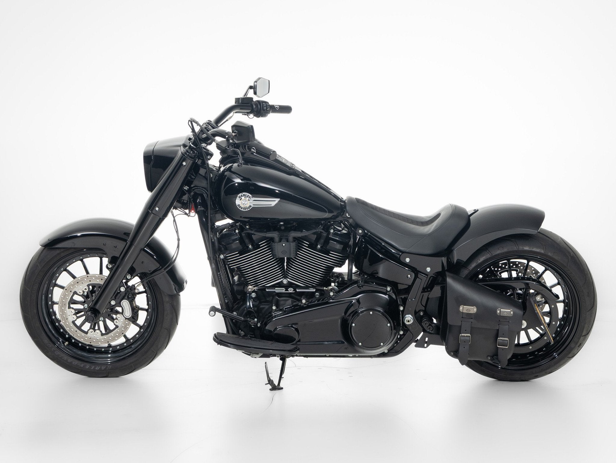 Harley-Davidson FLFB Fat Boy Softail (bj 2022), LED Verlichting, Bedrijf, Overig, Laan van Vredenoord 33
2289 DA  Rijswijk ZH, NL