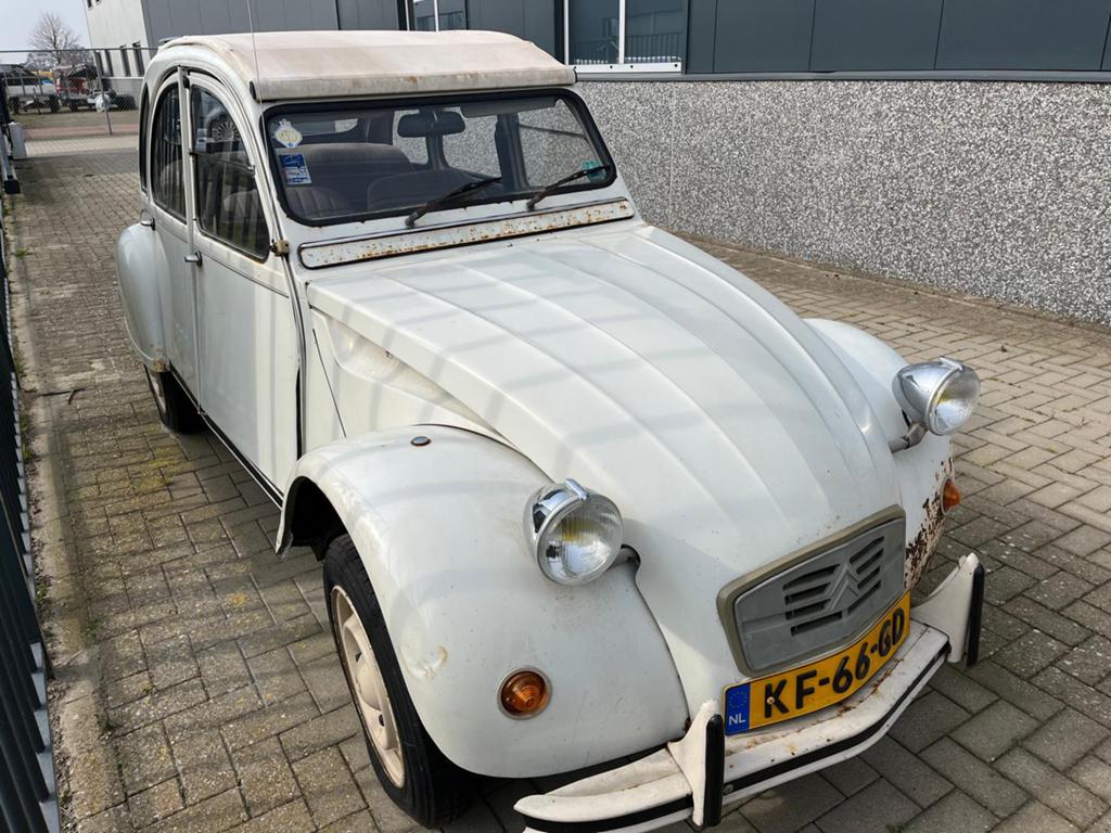 Citroën 2CV