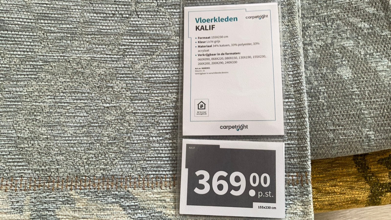 Nieuw Carpetright vloerkleed Kalif 1.55 m bij 2.30 m, Huis en Inrichting, Stoffering | Tapijten en Kleden, Ophalen, 100 tot 150 cm