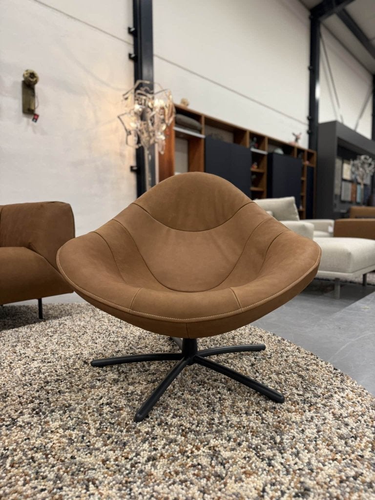 Nieuw Label Hidde Hidde Soft Draai Fauteuil cognac Stoel
