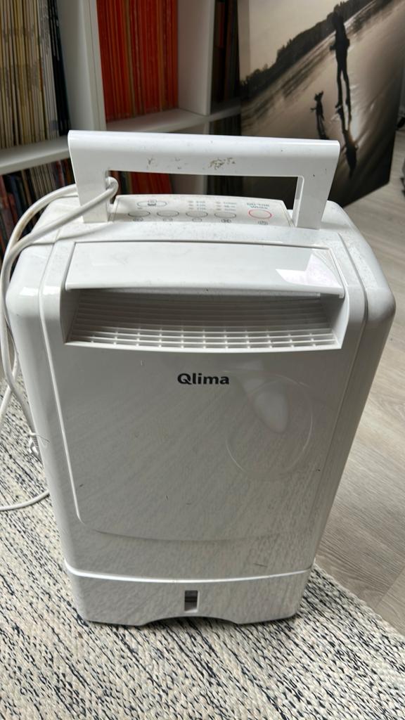 Qlima DD 108 White Luchtontvochtiger - 8L/24u, Witgoed en Apparatuur, Ophalen, Gebruikt, Luchtontvochter