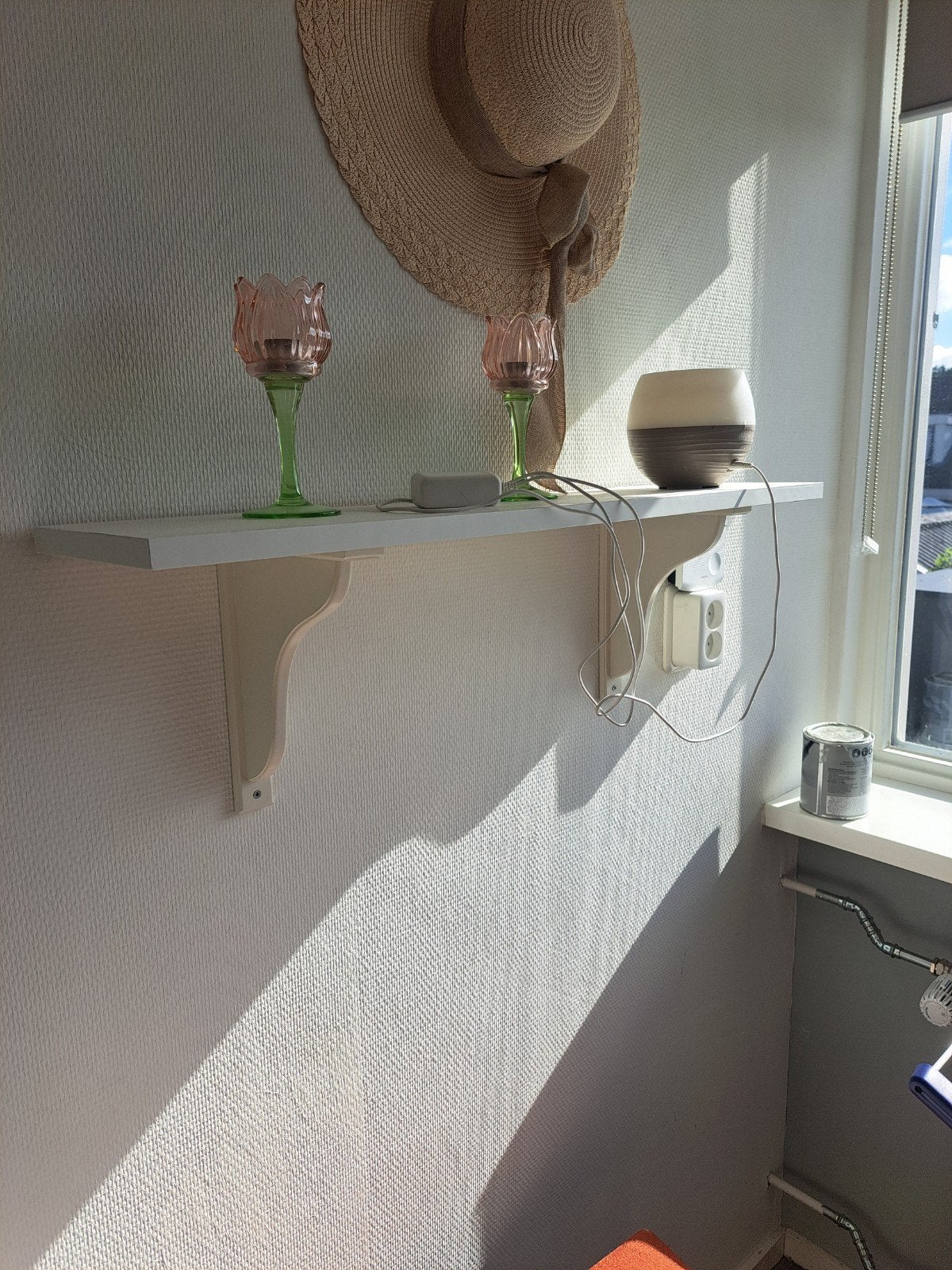 Twee mooie planken met steunen van IKEA, Ophalen of Verzenden, Gebruikt
