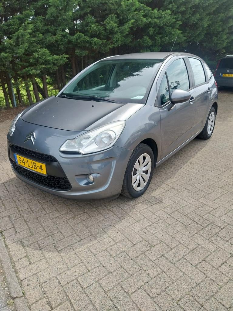Citroën C3 1.1 I 2010 Grijs, Auto's, Voorwielaandrijving, 40 €/maand, Zwart, 4 cilinders