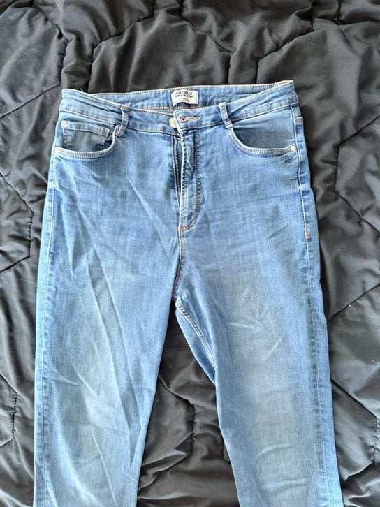 Zara Trafaluc Denim Collection Jeans - Maat 42, Kleding | Dames, Verzenden, Zo goed als nieuw, Blauw, W33 - W36 (confectie 42/44)