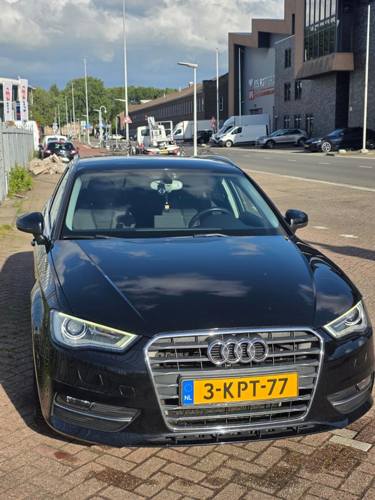 Audi A3 1.4 Tfsi COD Sportback 2013 Zwart, Zwart, Origineel Nederlands, 1395 cc, Particulier