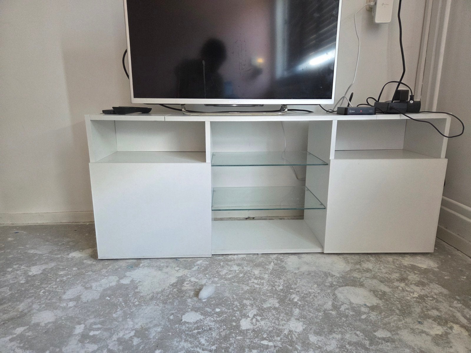 Tv kast, Ophalen, Glas, Zo goed als nieuw, Minder dan 70 cm