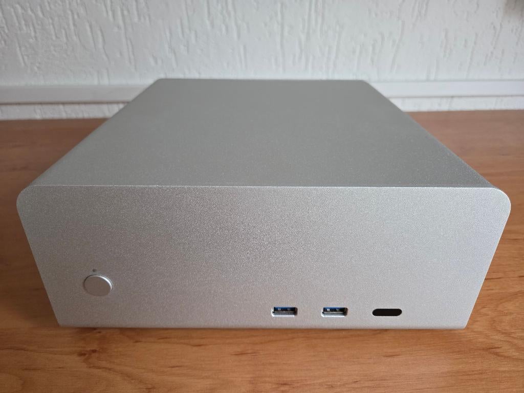 Streacom F7C zilver behuizing, Computers en Software, Computerbehuizingen, Ophalen of Verzenden, Zo goed als nieuw