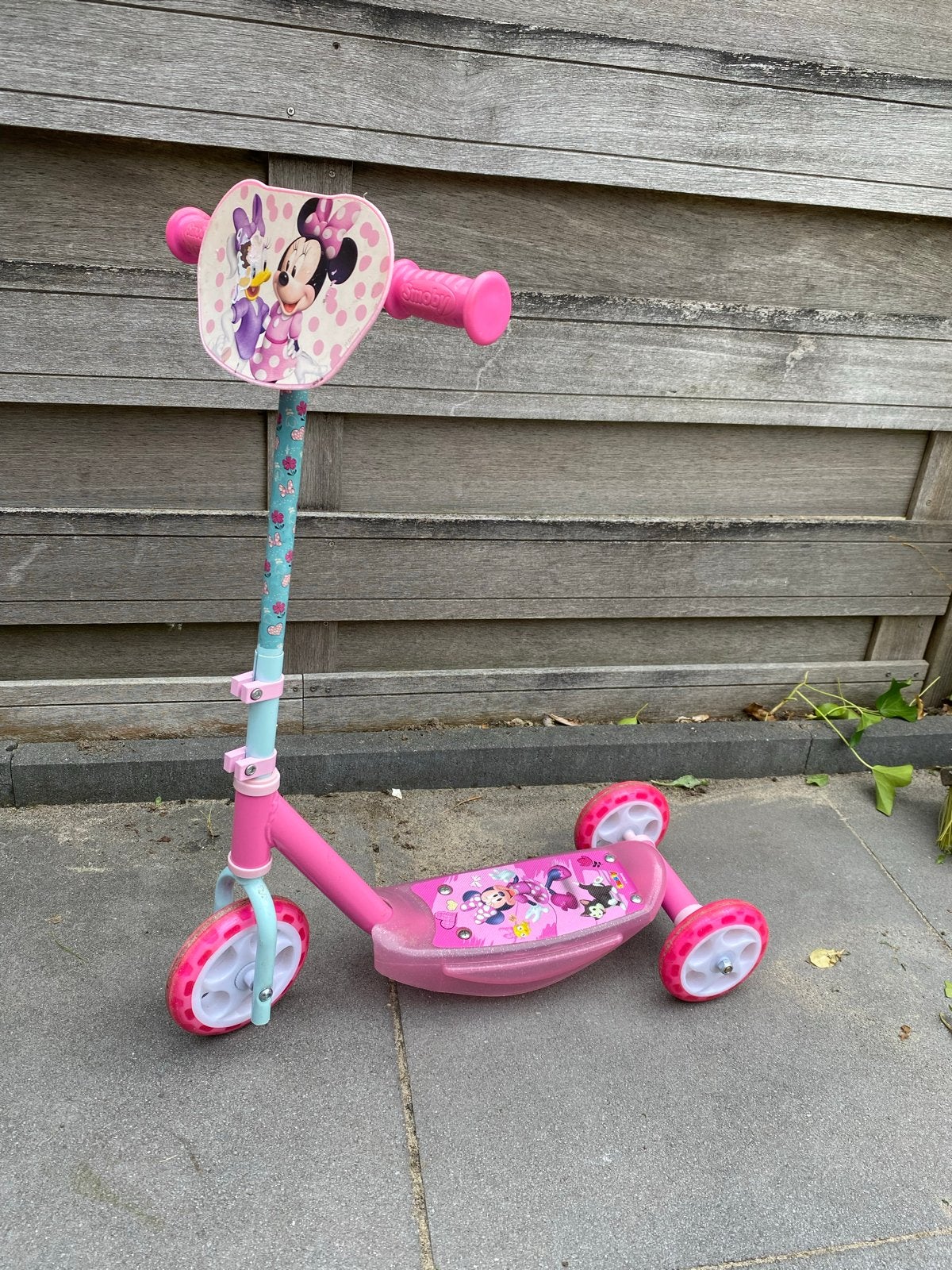 Roze Minnie Mouse step voor kinderen, Fietsen en Brommers, Steps, Ophalen, Gebruikt, Gewone step