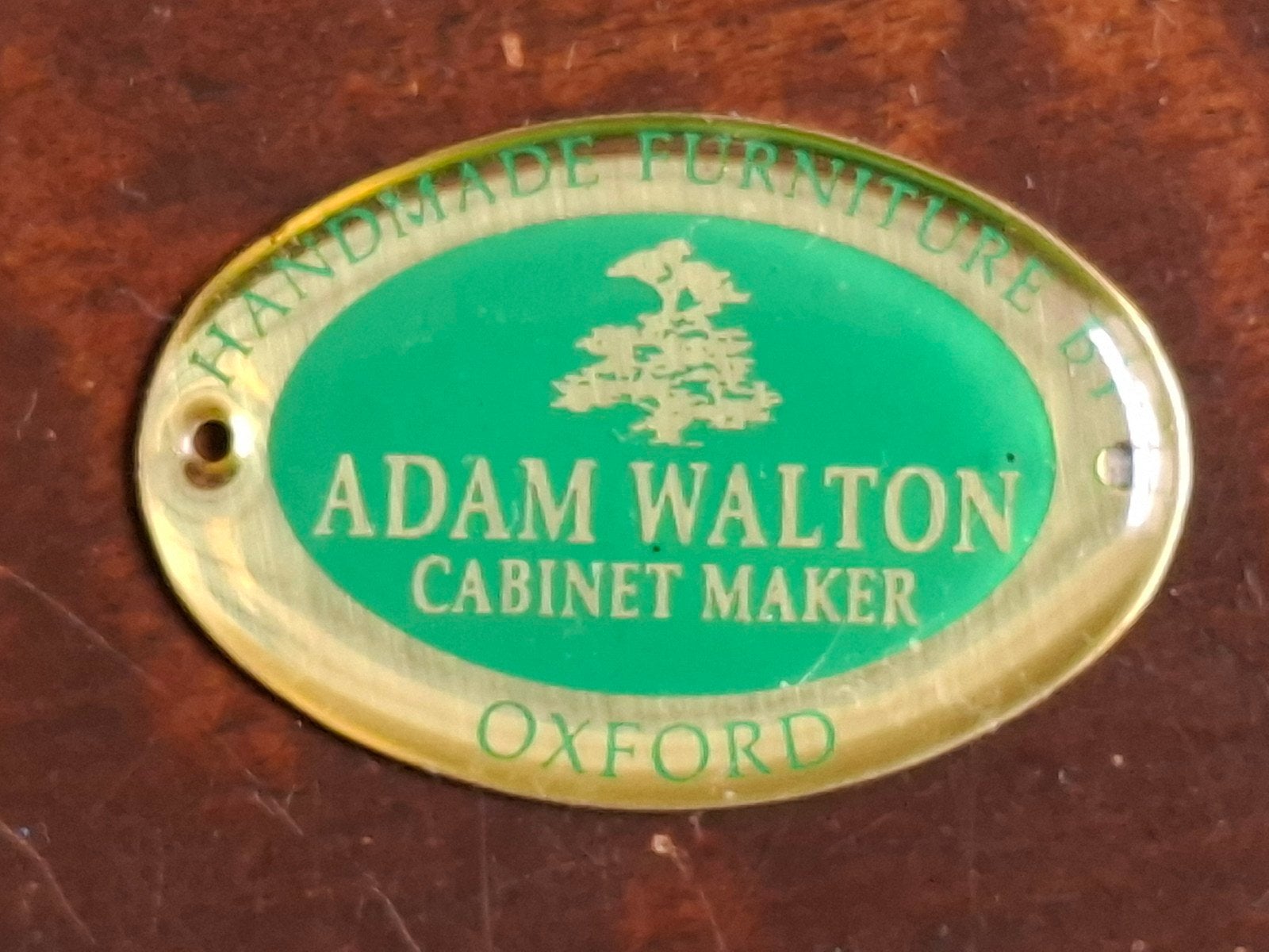 merkembleem Adam Walton Cabinet Maker Oxford, Ophalen of Verzenden, Zo goed als nieuw, Overige typen