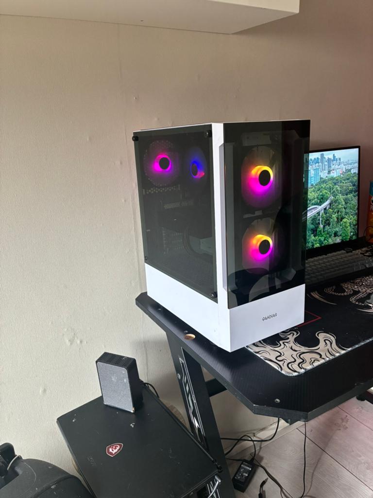 Game pc, Computers en Software, Desktop Pc's, Ophalen of Verzenden, Zo goed als nieuw