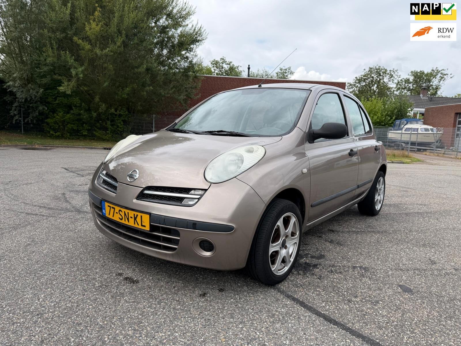 Nissan Micra 1.2 Visia 5DR*Airco*Trekhaak*LM velgen*Elektris, Voorwielaandrijving, 4 cilinders, Bruin, Origineel Nederlands