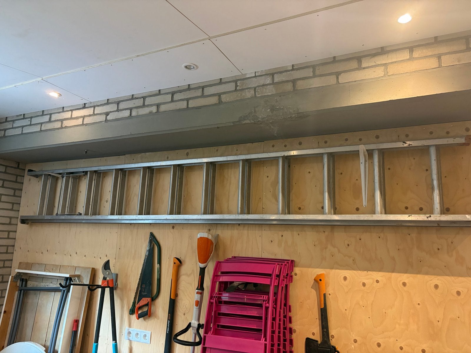 Aluminium ladder, 4 meter of meer, Doe-het-zelf en Verbouw, Ladders en Trappen, Ophalen of Verzenden, Gebruikt, Ladder, 4 meter of meer