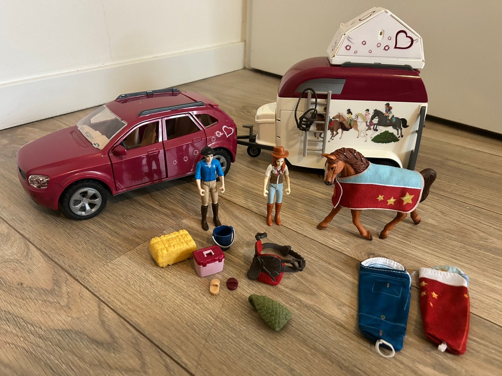Schleich Horse Club 42535 – Auto met paardentrailer + acces., Ophalen of Verzenden, Zo goed als nieuw