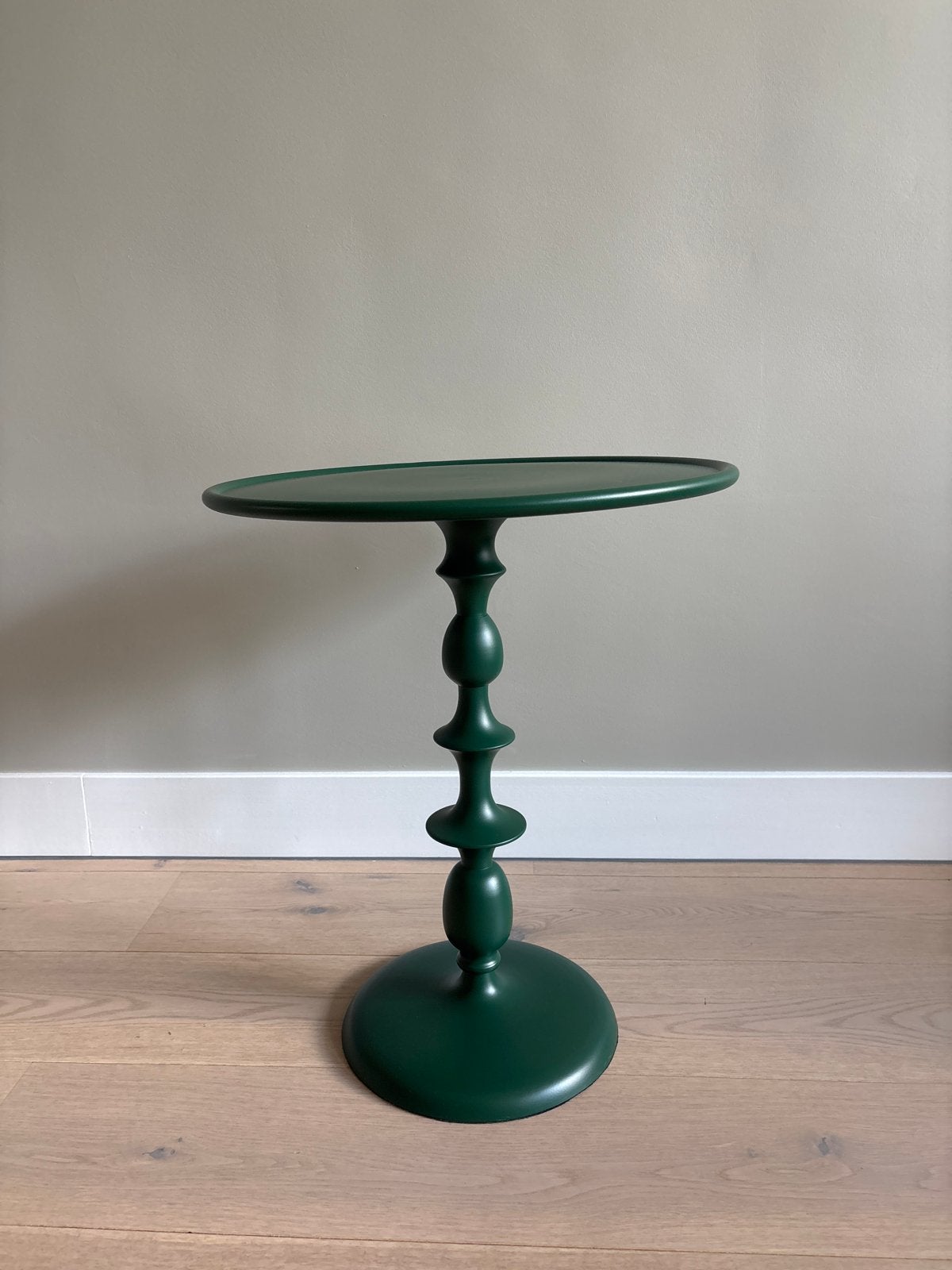 Zo goed als nieuw donkergroen Pols Potten tafeltje, Huis en Inrichting, Minder dan 55 cm, Metaal of Aluminium, Rond, Zo goed als nieuw
