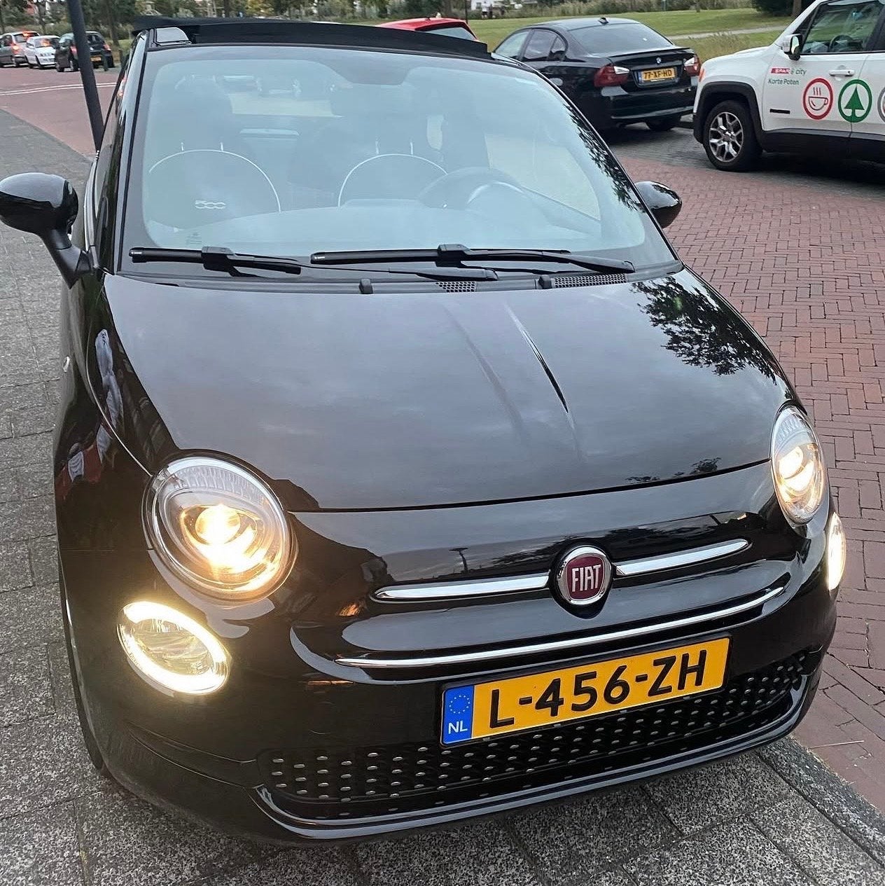 Fiat 500 1.2 69pk 2020 Zwart bouwjaar 2020. 67000 km, Voorwielaandrijving, 4 cilinders, 4 stoelen, Zwart