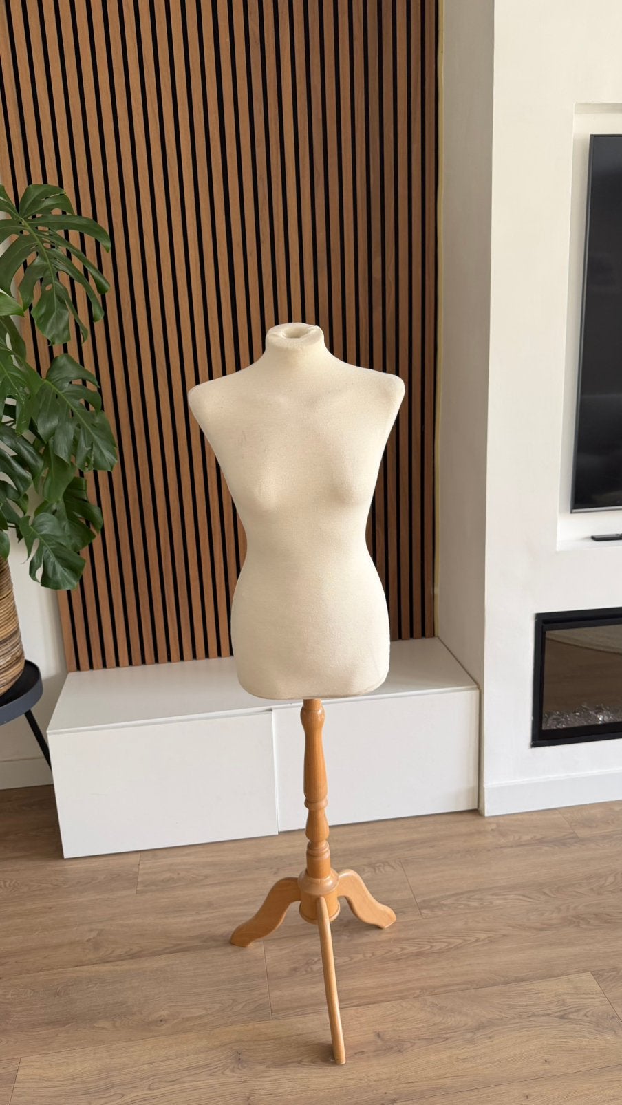 Paspop / Etalagepop Dames – Stoffen Buste op Houten Voet, Ophalen, Gebruikt, Paspop