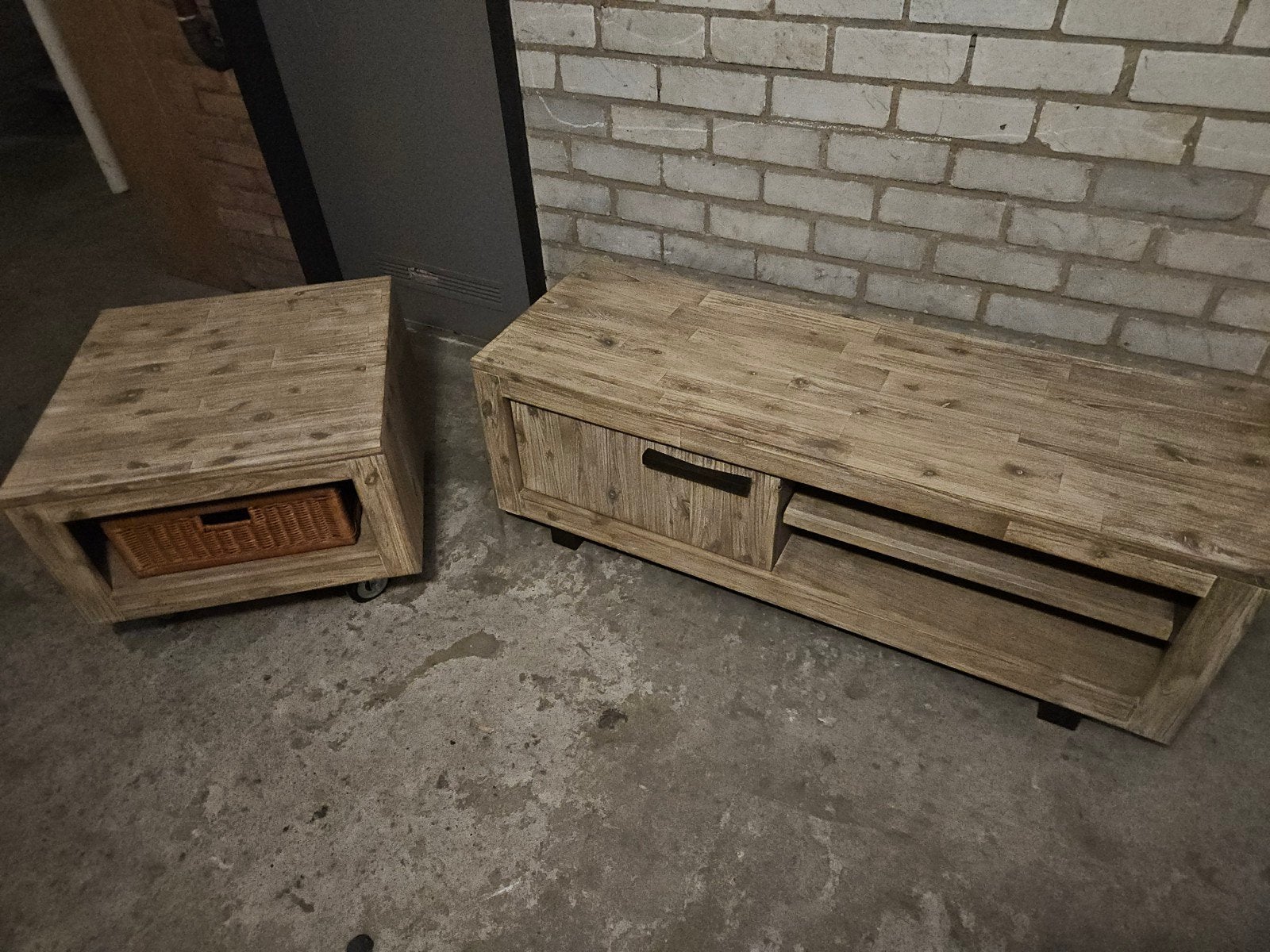 Houten TV-meubel en bijzettafel set, Huis en Inrichting, Kasten | Televisiemeubels, Ophalen, Gebruikt, 100 tot 150 cm, Minder dan 100 cm