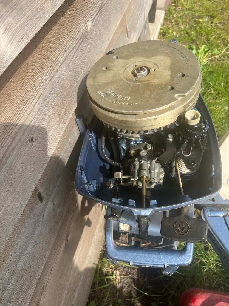 Oldtimer Evinrude buitenboordmotor met tank, Watersport en Boten, Ophalen, Gebruikt, Minder dan 5 pk, Buitenboordmotor