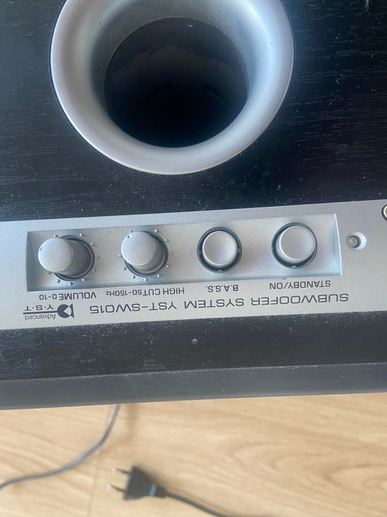 Yamaha YST-SW015 Subwoofer - Krachtige Bass, Gebruikt, Subwoofer, 60 tot 120 watt, Ophalen