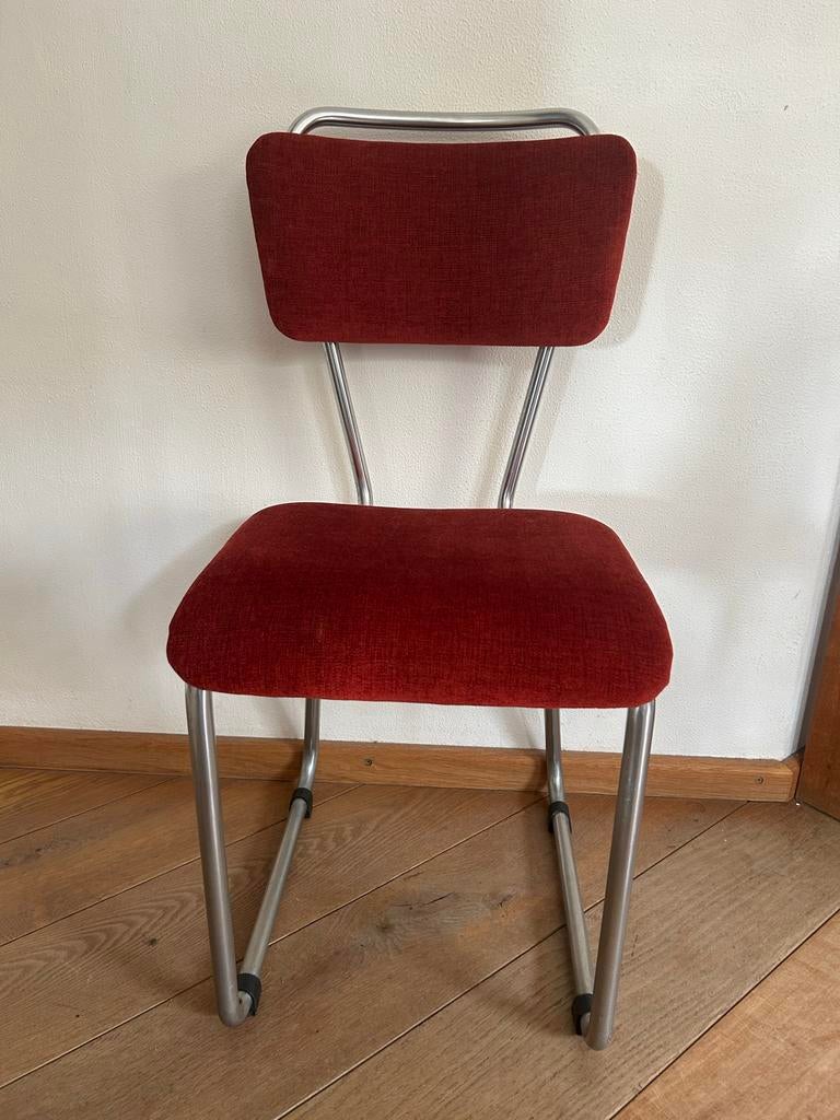 Gispen 114 stoel - Vintage design, Huis en Inrichting, Stoelen, Gebruikt, Eén, Metaal, Rood, Ophalen of Verzenden