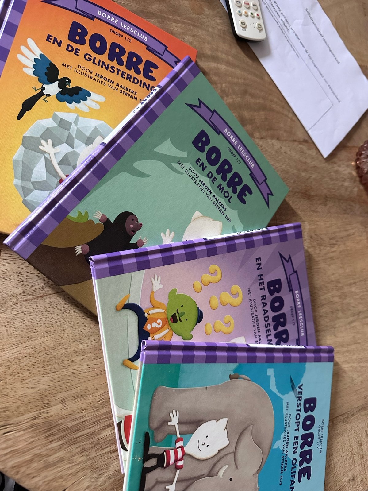 GRATIS Borre Leesclub Boeken - 4-delige set voor groep 1/2, Boeken, Ophalen of Verzenden, Gelezen, Fictie algemeen