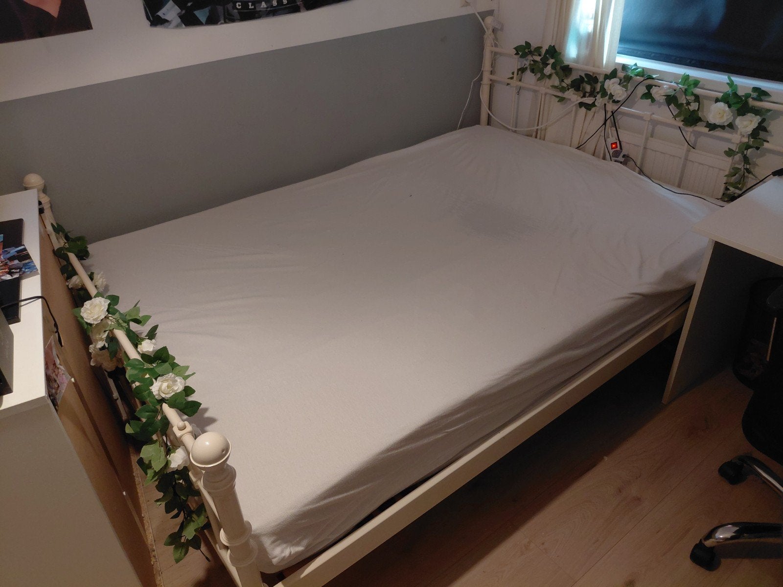 IKEA Spijlenbed - Wit Metaal tweepersoons  140x200, Huis en Inrichting, Slaapkamer | Bedden, Ophalen, Gebruikt, Wit, 140 cm