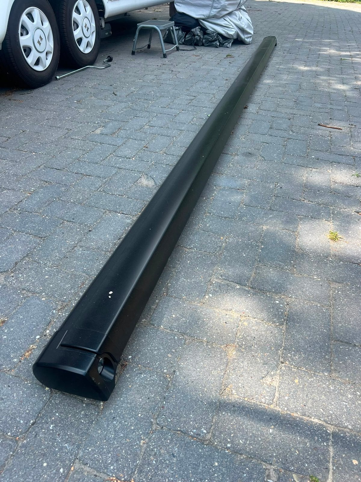 Thule omnistor 6200 casetteluifel 4.5m nieuw dakluifel, Ophalen, Zo goed als nieuw