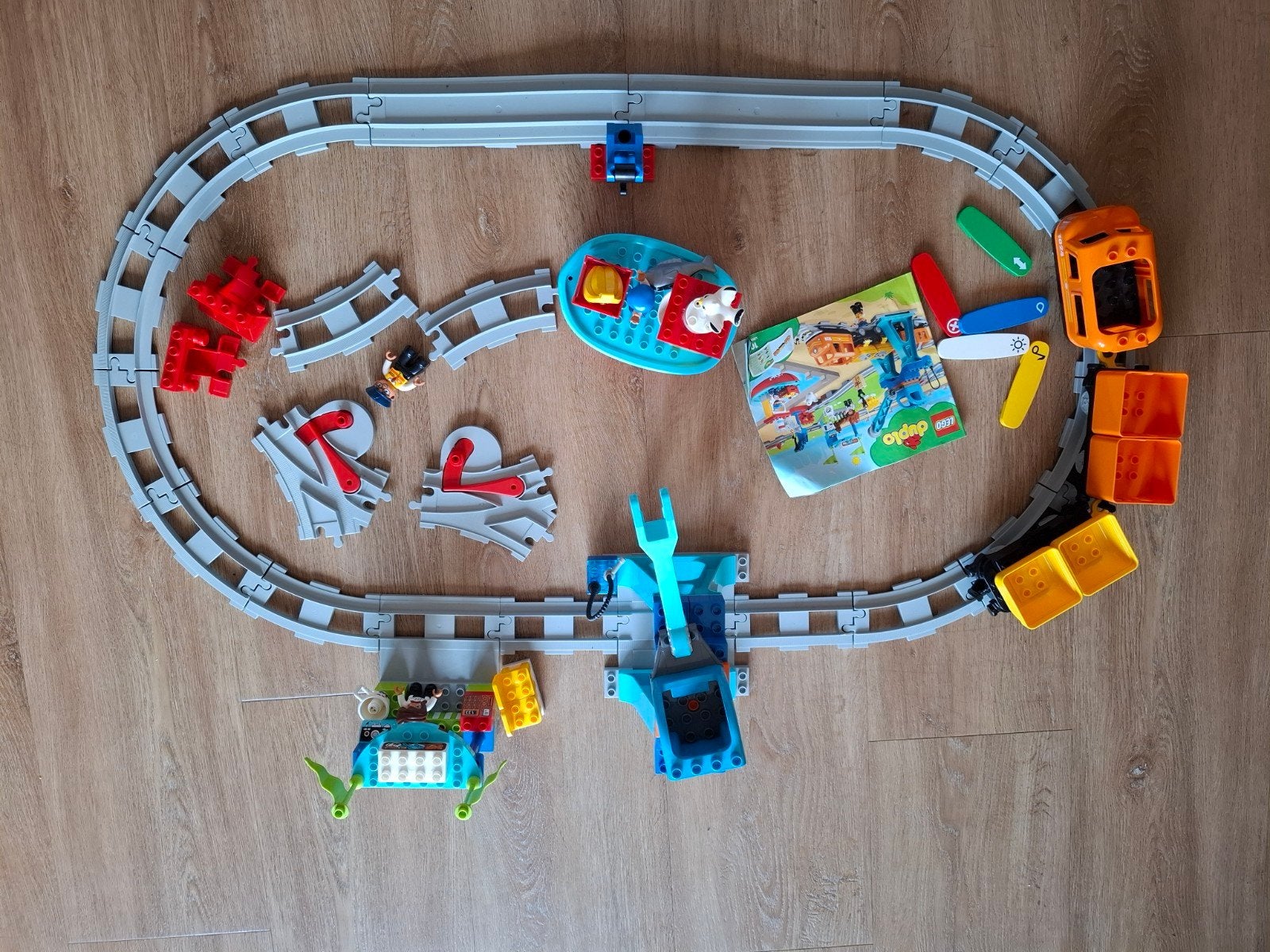 Lego Duplo Elektrische Trein met veel accessoires, Gebruikt, Overige thema's, Ophalen of Verzenden, Duplo