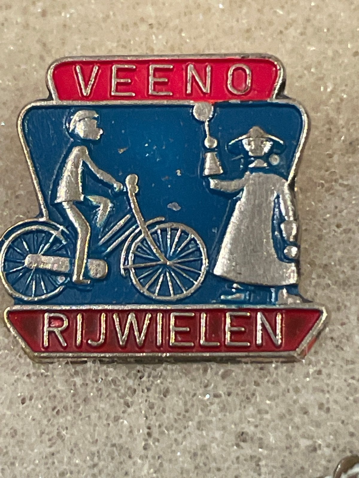 Vintage Veeno Rijwielen speld, Ophalen of Verzenden, Zo goed als nieuw