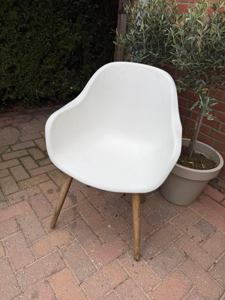 Witte kuipstoel, Ophalen, Zo goed als nieuw, Kunststof