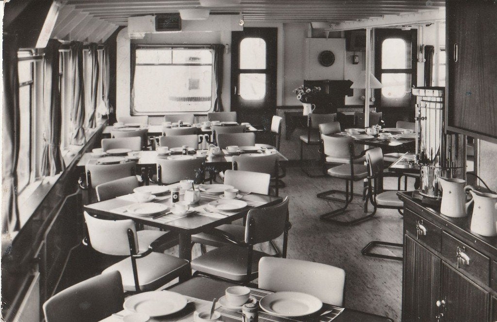 Eetzaal Rode Kruis Hospitaalschip J. Henry Dunant', Ophalen of Verzenden, Gelopen, Gelderland