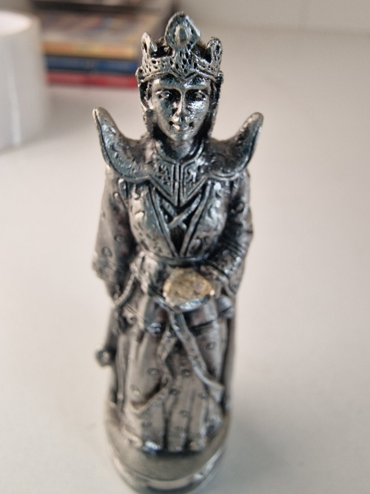 Zilverkleurig Beeldje van een Krijger of Koningin, Zilver, Minder dan 20 cm, Ophalen of Verzenden, Handgemaakt