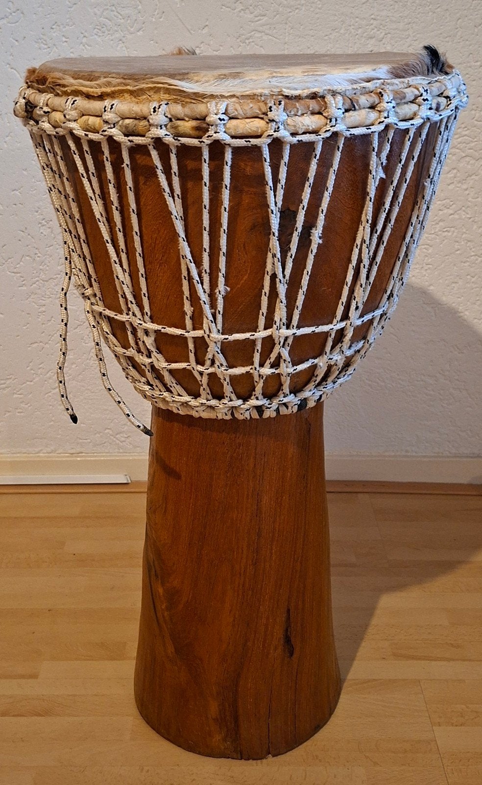 Djembé uit Senegal met draagzak en extra geitenvel, Ophalen, Gebruikt, Overige merken