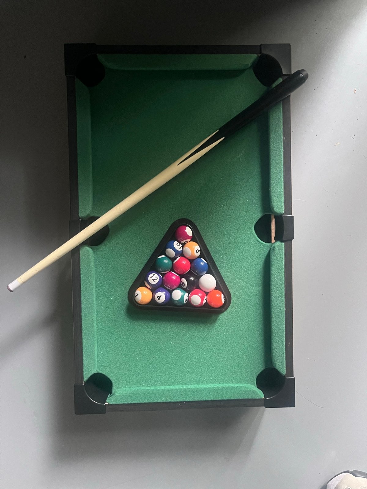 Mini pooltafel met keu en ballen, Sport en Fitness, Ophalen of Verzenden, Gebruikt, Pooltafel