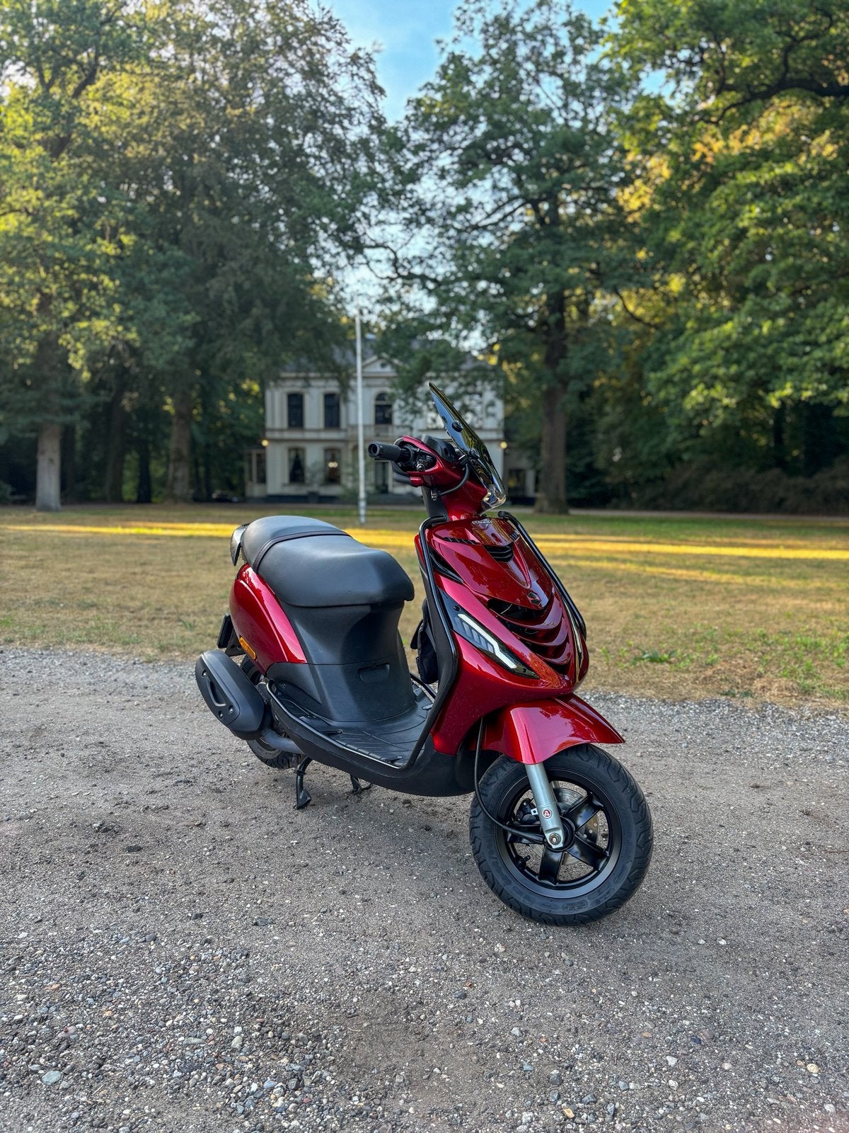 Piaggio Zip ||  2022  ||  Iget-E5  || Brom || Red, Ophalen, Gebruikt, Maximaal 45 km/u, Zip