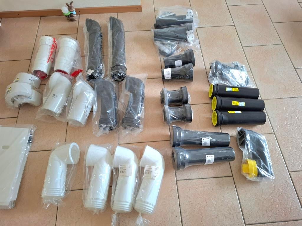 Afvoer buizen,versleep Afvoer, manchetten toilet NIEUW !, Doe-het-zelf en Verbouw, Buizen en Afvoer, Afvoer, Pvc, Nieuw, Ophalen of Verzenden