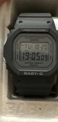 Casio Baby-G Polshorloge - Grijs, Zo goed als nieuw, Kunststof, Polshorloge, Zo goed als nieuw, Ophalen