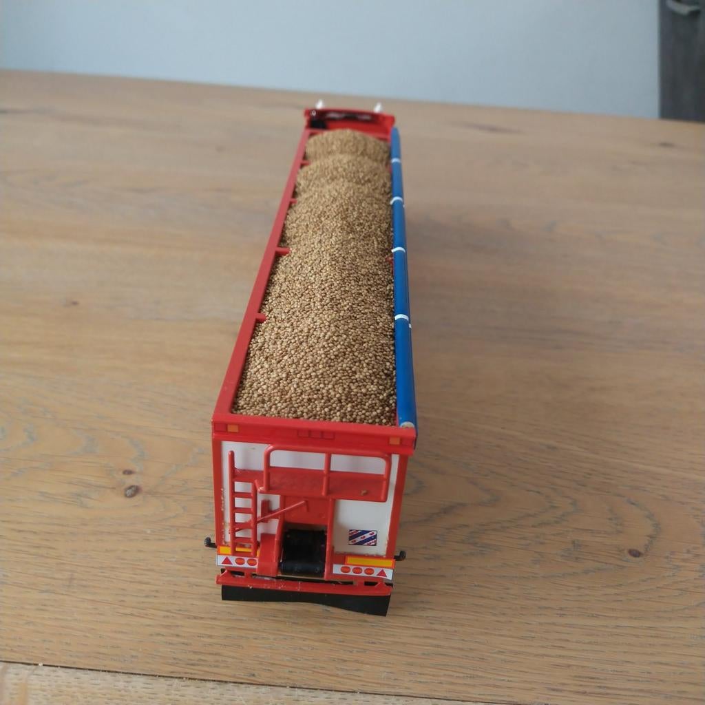 Lading " aardappelen " voor Tekno of WSI aardappelopleggers, Ophalen of Verzenden, Bus of Vrachtwagen, Wsi