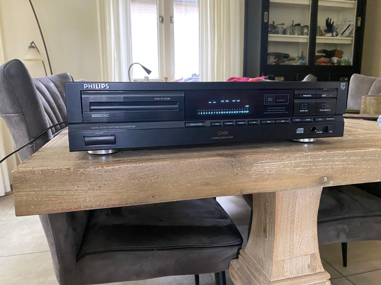Vintage Philips cd614 zeer netjes en werkend, Ophalen of Verzenden, Zo goed als nieuw, Philips