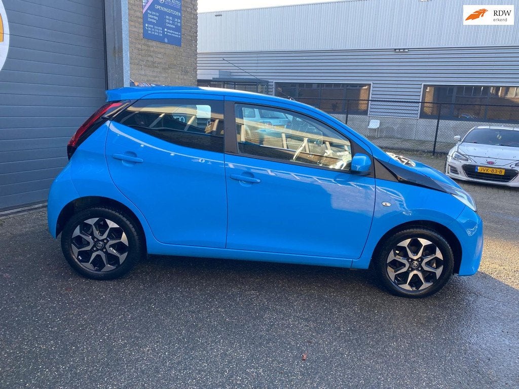 Toyota Aygo 1.0 VVT-i x-joy, Voorwielaandrijving, Gebruikt, Overige carrosserieën, Automatische klimaatregeling
