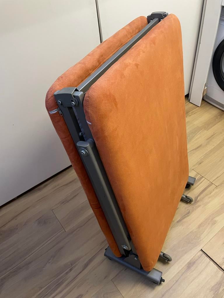 Opvouwbaar logeerbed / vouwbed - Oranje, Huis en Inrichting, Ophalen, Gebruikt, 200 cm, Overige kleuren